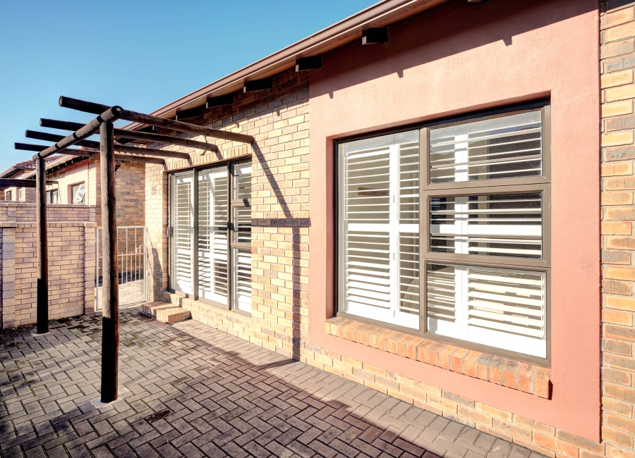2 Bedroom Property for Sale in South End Eastern Cape